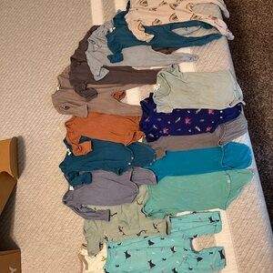 Kyte Baby Haul (3-6 months) Good condition. 15 pieces.
